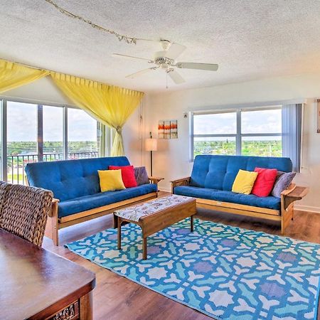 Pet-Friendly Satellite Beach Condo With Balcony! Bagian luar foto