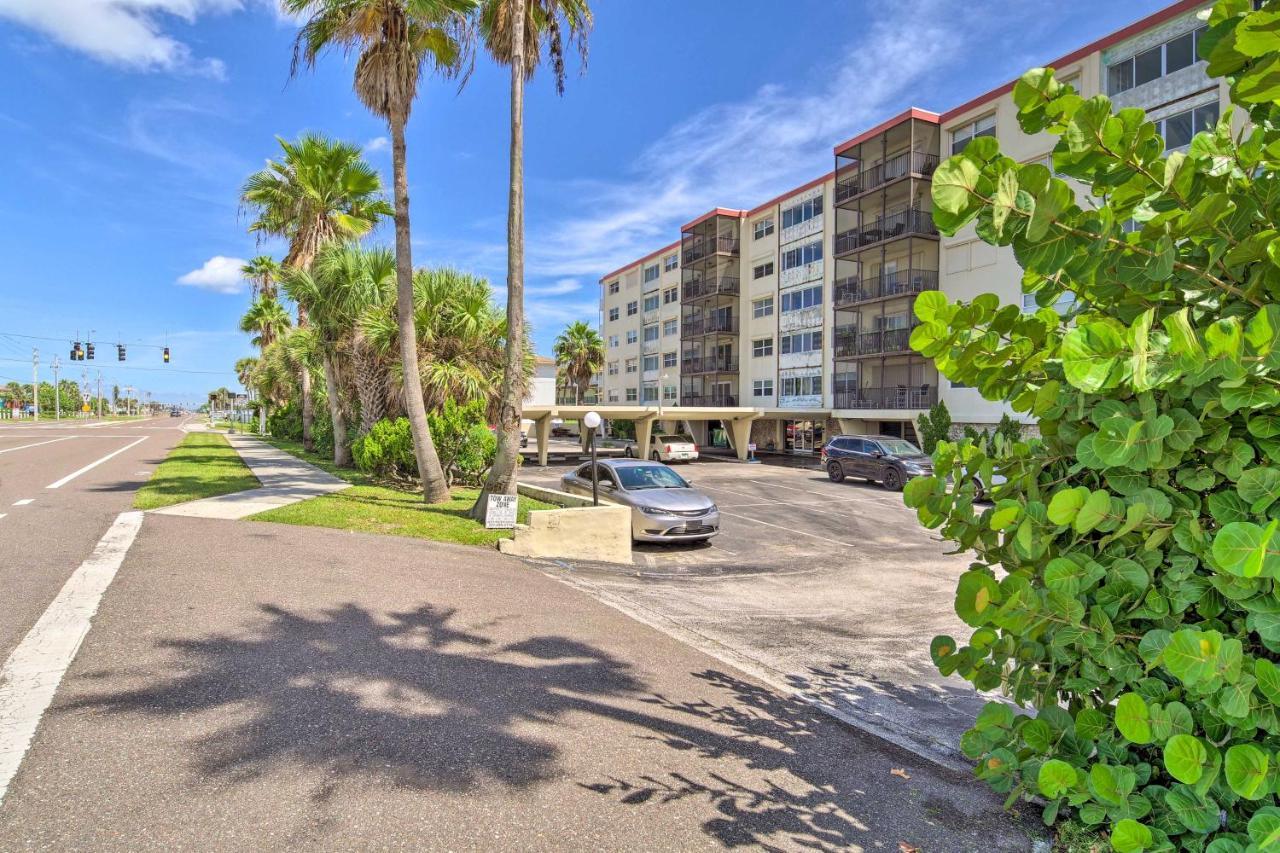 Pet-Friendly Satellite Beach Condo With Balcony! Bagian luar foto