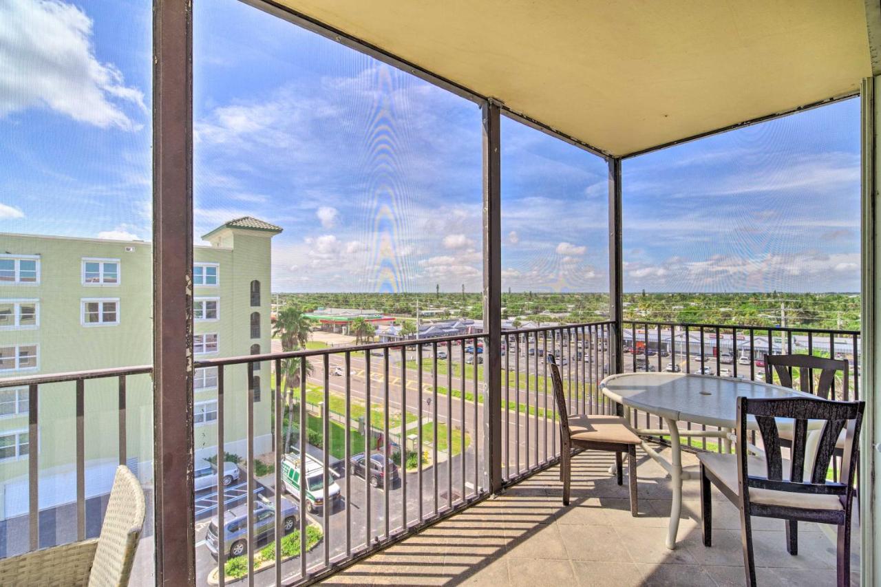 Pet-Friendly Satellite Beach Condo With Balcony! Bagian luar foto