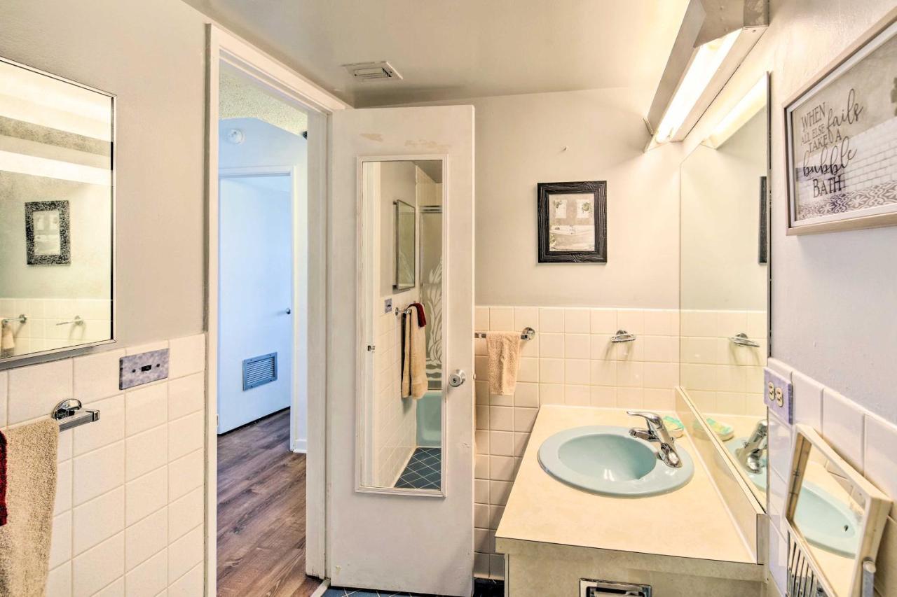 Pet-Friendly Satellite Beach Condo With Balcony! Bagian luar foto